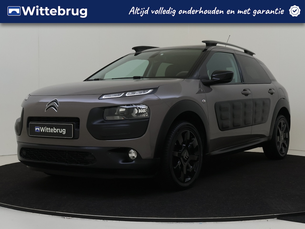 Citroën C4 Cactus - 1.2 82PK Shine | Automaat | UNIEK | Parkeerhulp | 17INCH | - AutoWereld.nl