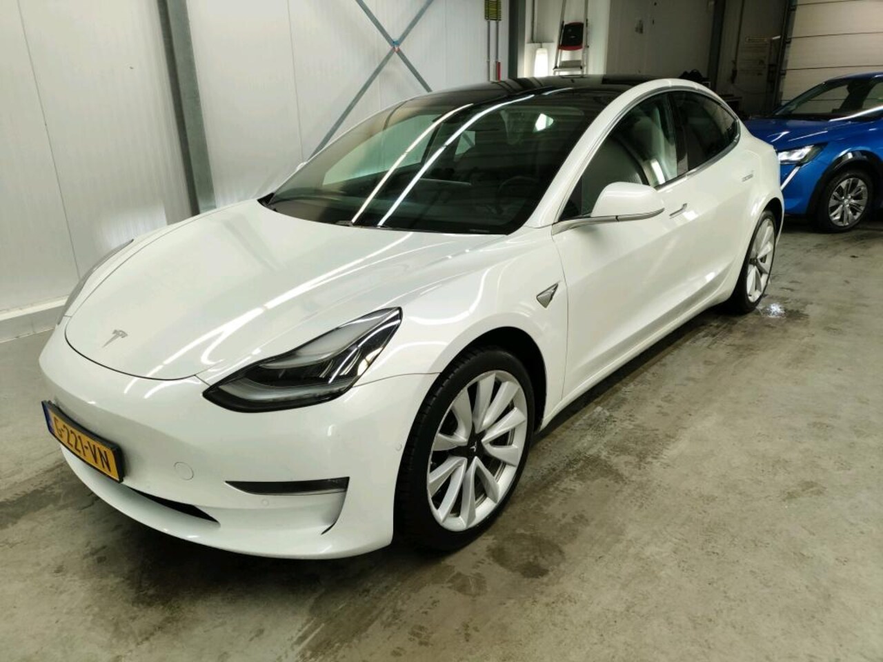 Tesla Model 3 - Long-Range AWD 351pk 75 kWh [ TREKHAAK+AUTOPILOT+620KM WLTP+PREMIUM AUDIO ] - AutoWereld.nl