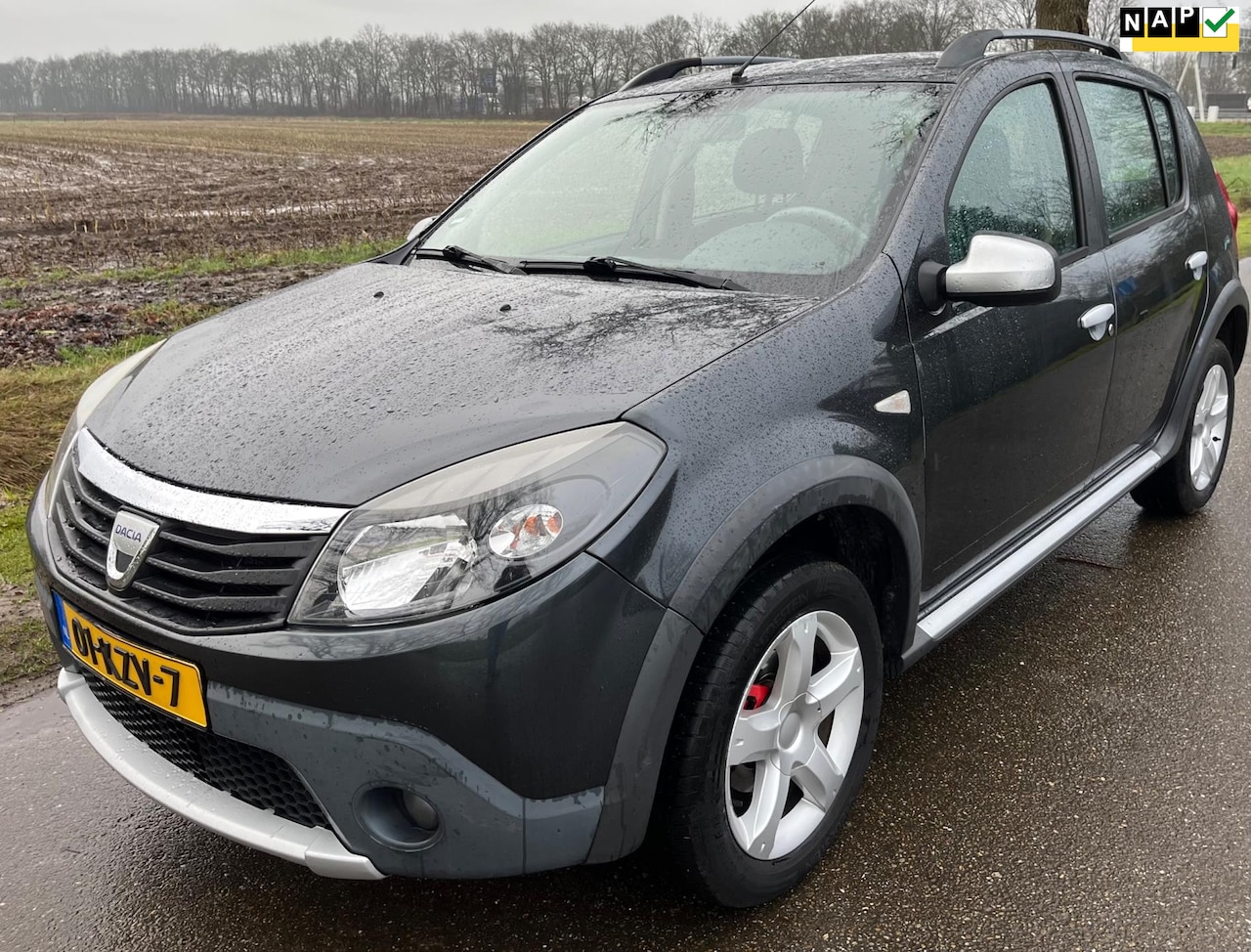 Dacia Sandero Stepway - 1.6 Nw APK/Lichtmetaal/Trekhaak/Centraal - AutoWereld.nl