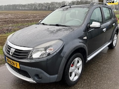 Dacia Sandero Stepway - 1.6 Nw APK/Lichtmetaal/Trekhaak/Centraal