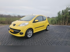 Peugeot 107 - 1.0-12V XR SPORT nieuwe APK