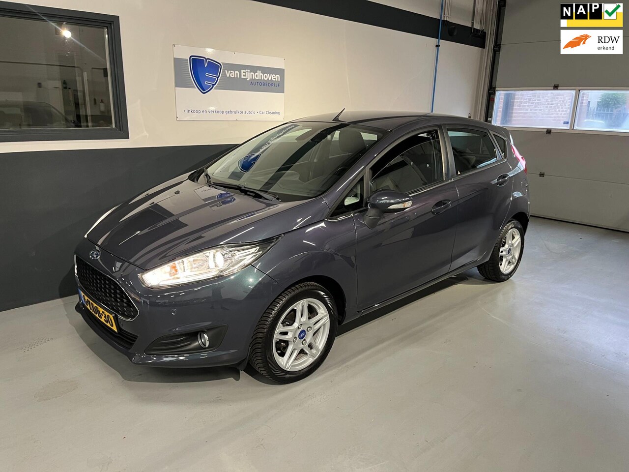 Ford Fiesta - 1.6 Ti-VCT Titanium Automaat|Navi|Cruise - AutoWereld.nl