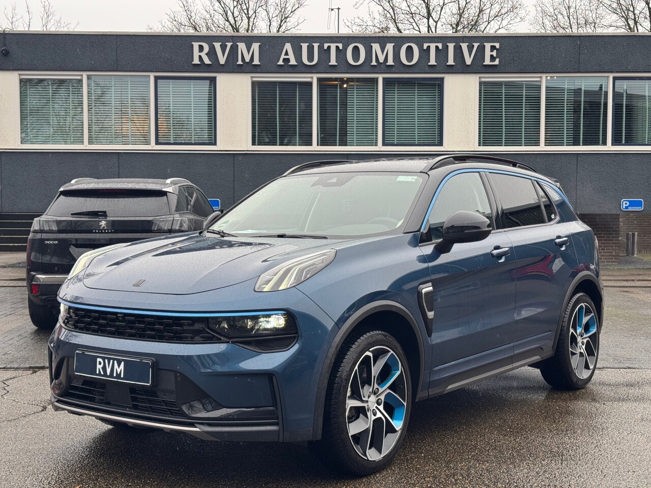 Lynk & Co 01 - 1.5PHEV RIJKLAARPRIJS incl. 12mnd BOVAG GARANTIE en GROOT ONDERHOUD - AutoWereld.nl