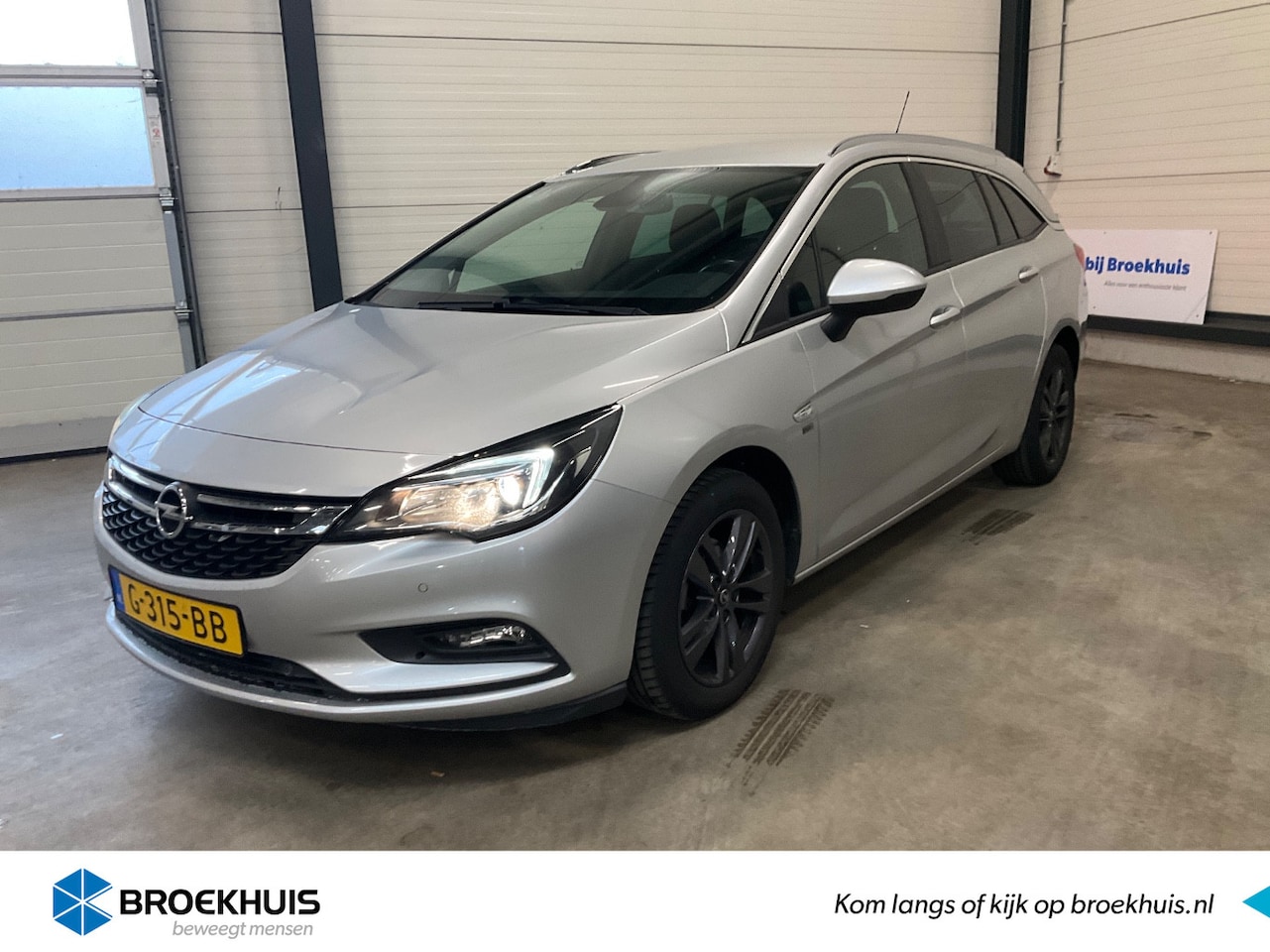 Opel Astra Sports Tourer - 1.0 Turbo 120 Jaar Edition | Navigatie | Clima | Cruise Control | Parkeersensoren V+A | Li - AutoWereld.nl