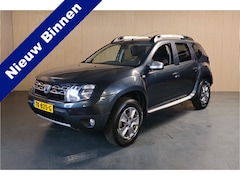 Dacia Duster - 1.2 TCe 4x2 Blackshadow - Navi - Trekhaak - Elektrische ramen voor en achter