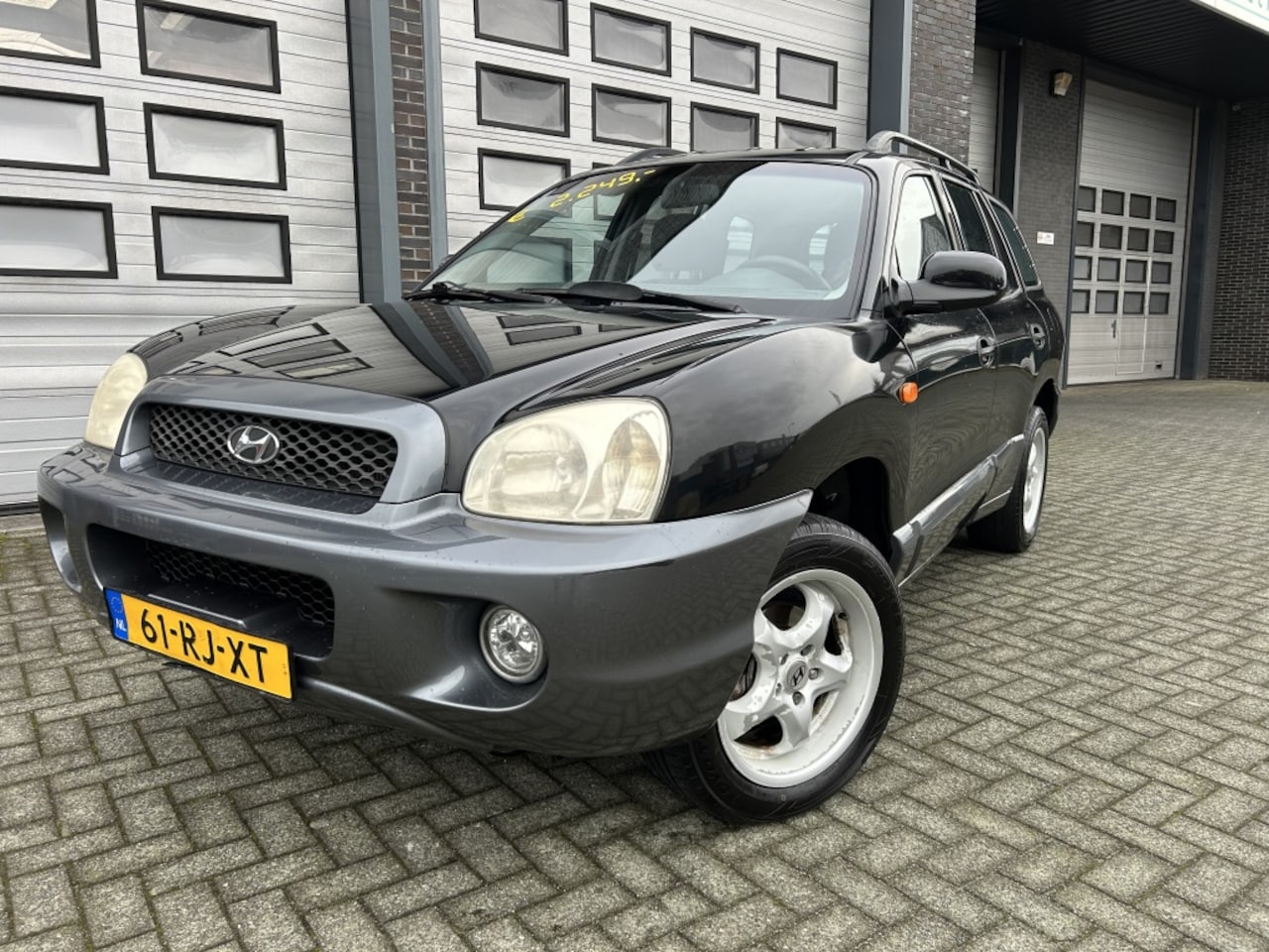 Hyundai Santa Fe - 2.0i 16V Dyn. Motion Airco Rijdt Super! - AutoWereld.nl