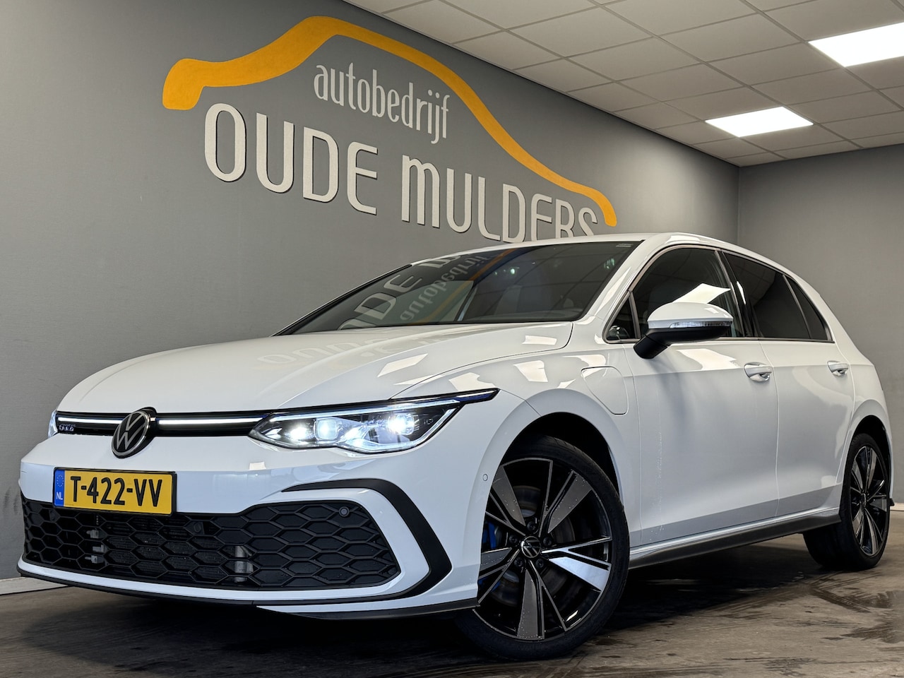 Volkswagen Golf - 1.4 eHybrid GTE HeadUpDisplay/Camera/AppConnect - AutoWereld.nl