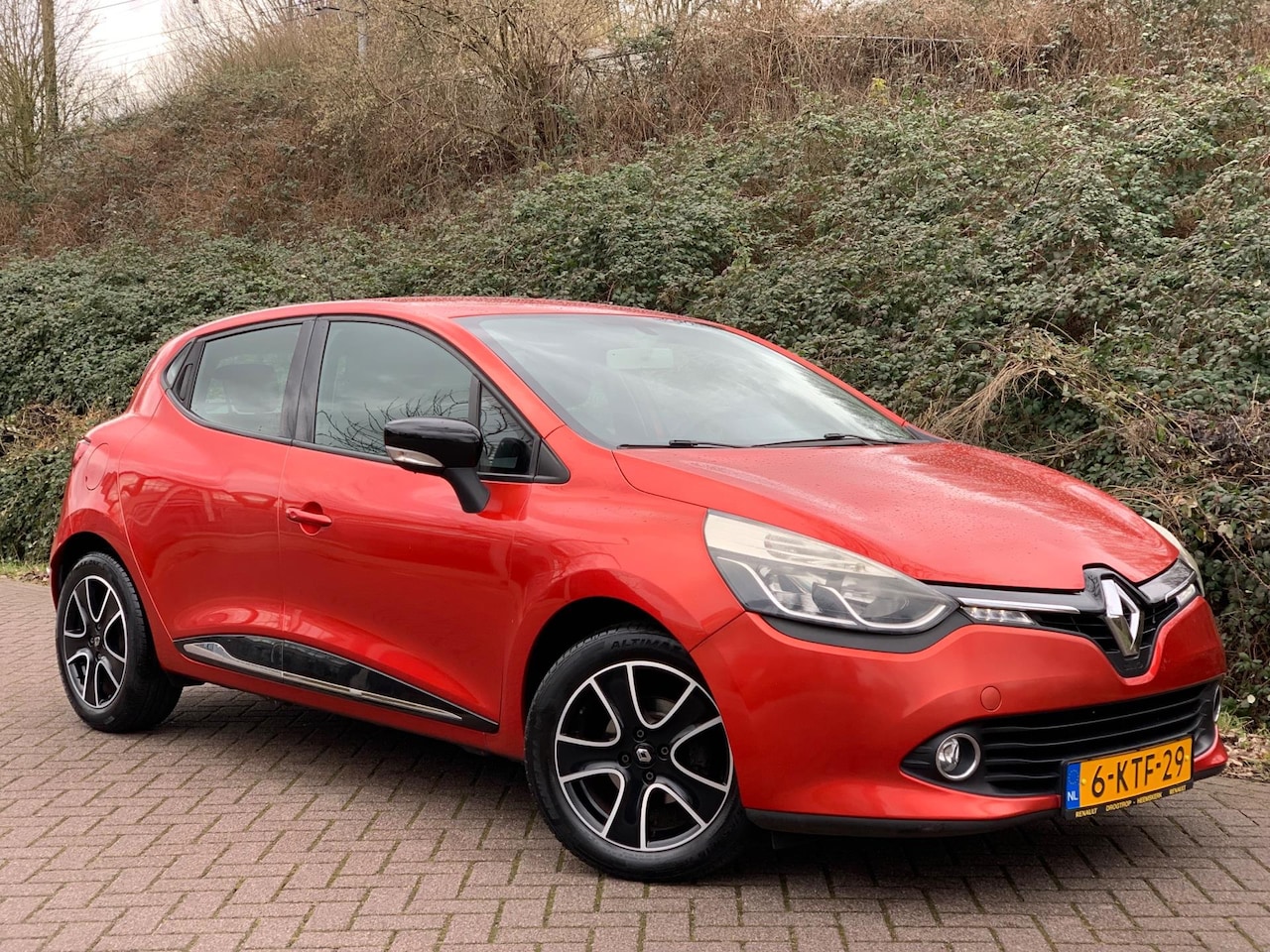 Renault Clio - 0.9 TCe Expression 0.9 TCe Expression - AutoWereld.nl