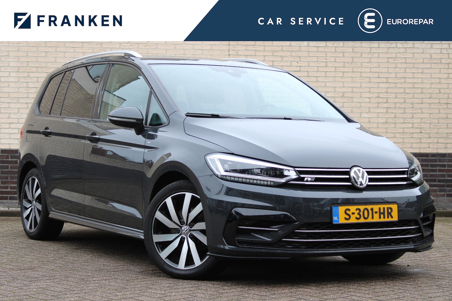 Volkswagen Touran - 1.5 TSI Highline Business R 7p | Trekhaak | BLIS | Adaptive cruise | Navigatie - AutoWereld.nl