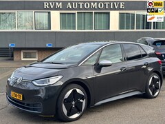 Volkswagen ID.3 - First MAX 58 kWh UNIEKE KMSTAND | RIJKLAARPRIJS incl. 12mnd BOVAG