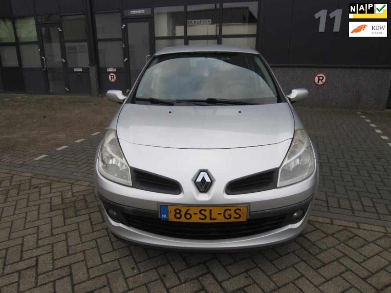 Renault Clio - 1.6-16V Dynamique Luxe 2006 Airco 5-Deurs NAP! APK! - AutoWereld.nl