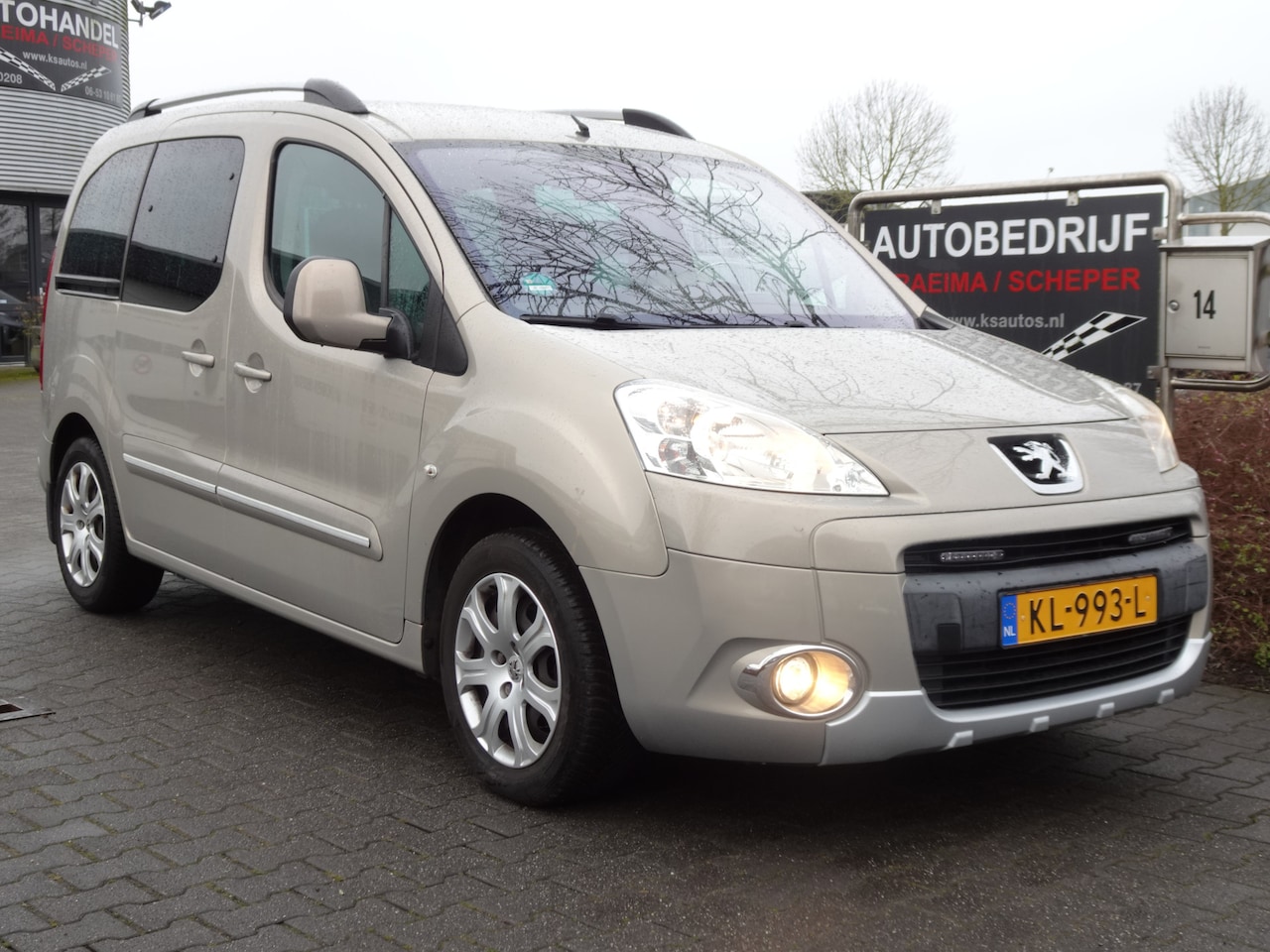 Peugeot Partner Tepee - 1.6 VTi Family 1.6 VTi Family - AutoWereld.nl