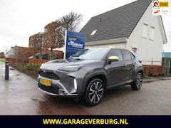 Toyota Yaris Cross - 1.5 Hybrid Launch Edition AWD Bi-Tone (Carplay/navigatie, AdaptiveCruise, Camera, Stoel+st