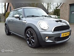 MINI Cooper S - 1.6 Chili 17 Inch Works pakket