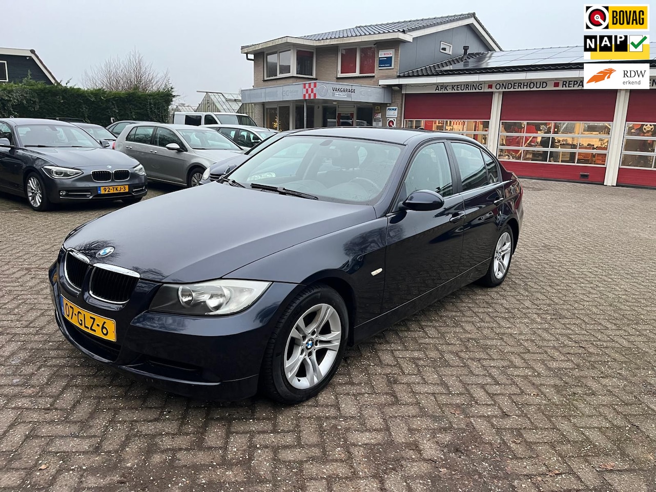 BMW 3-serie - 318i Business Line 318i Business Line - AutoWereld.nl