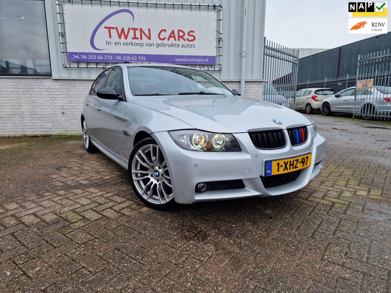 BMW 3-serie - 320i M PAKKET NAVI EXNON AIRCO - AutoWereld.nl