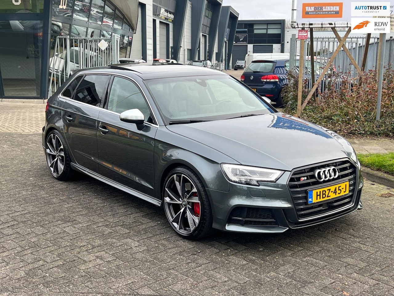 Audi A3 Sportback - 2.0 S3 quattro S-Tronic 310-PK Full led PANO LEDER - AutoWereld.nl