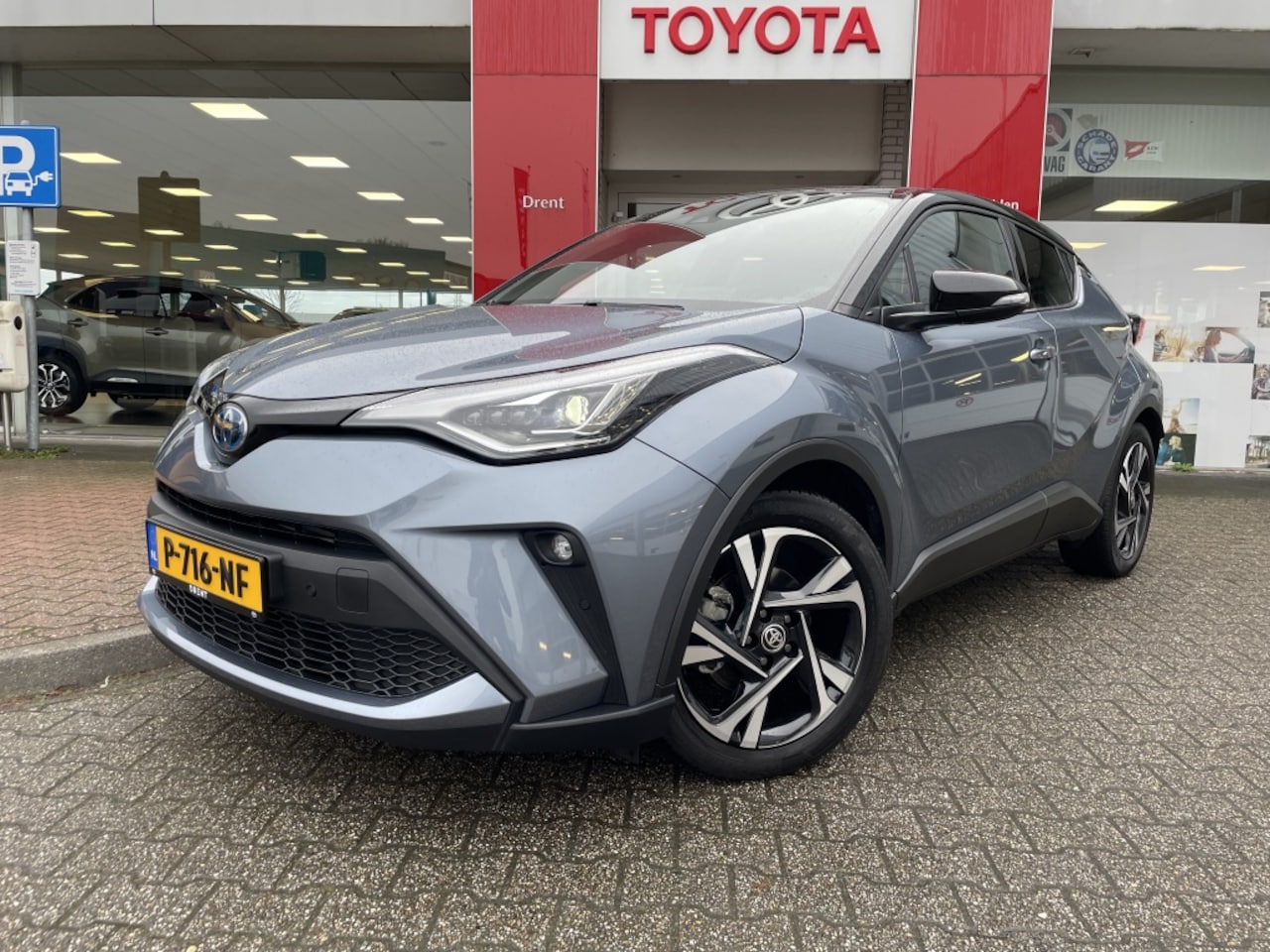 Toyota C-HR - 2.0 Hybrid Style | Stuur + Stoelverwarming | Trekhaak | Keyless - AutoWereld.nl