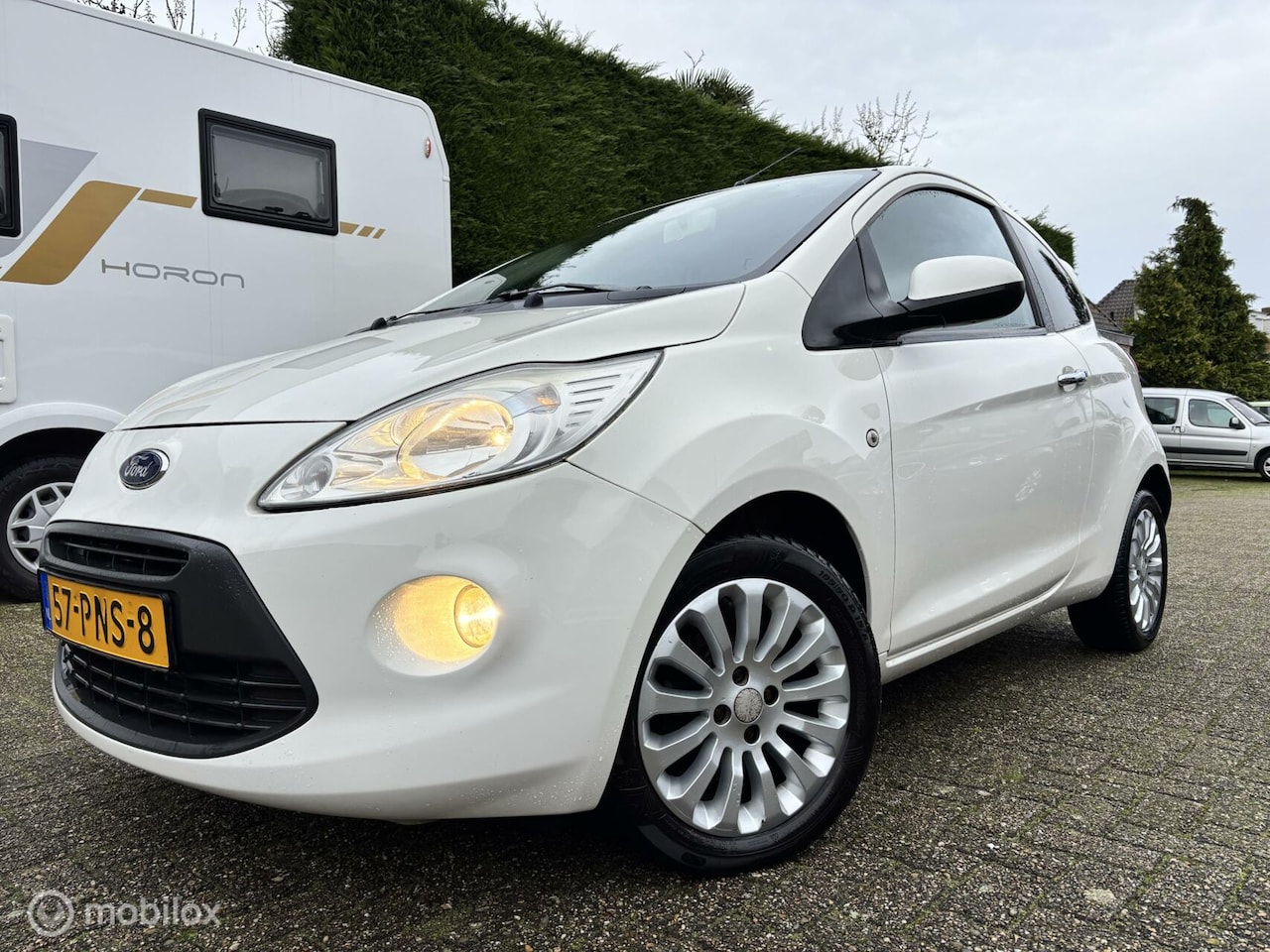 Ford Ka - 1.2 Grand Prix start/stop AIRCO / Lm velgen / NW APK - AutoWereld.nl