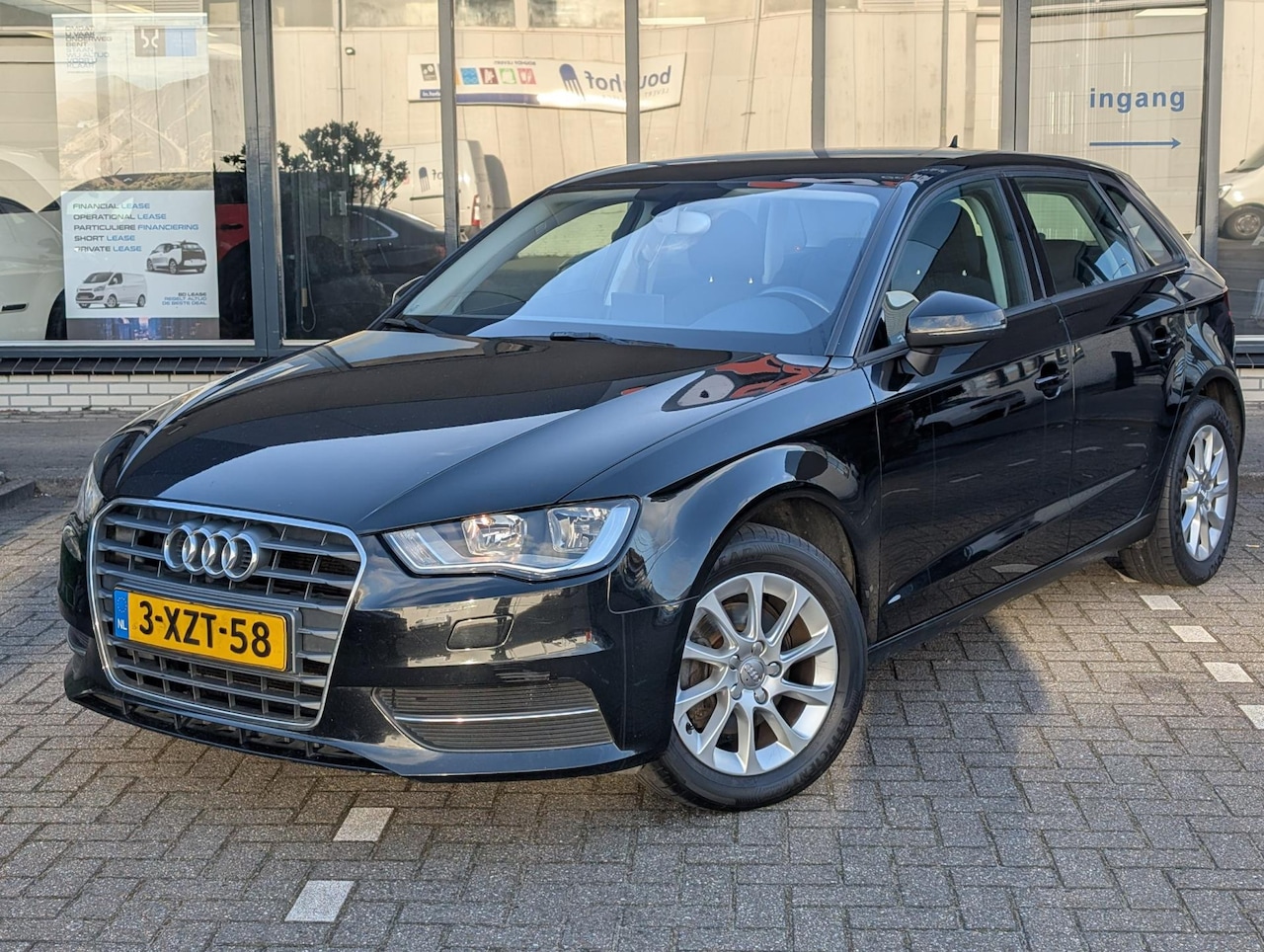 Audi A3 Sportback - 1.2 TFSI Attraction Pro Line 1.2 TFSI Attraction Pro Line - AutoWereld.nl