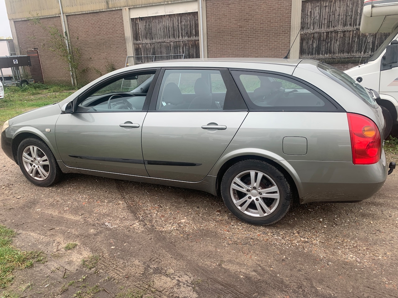 Nissan Primera Estate - 1.8 Visia - AutoWereld.nl