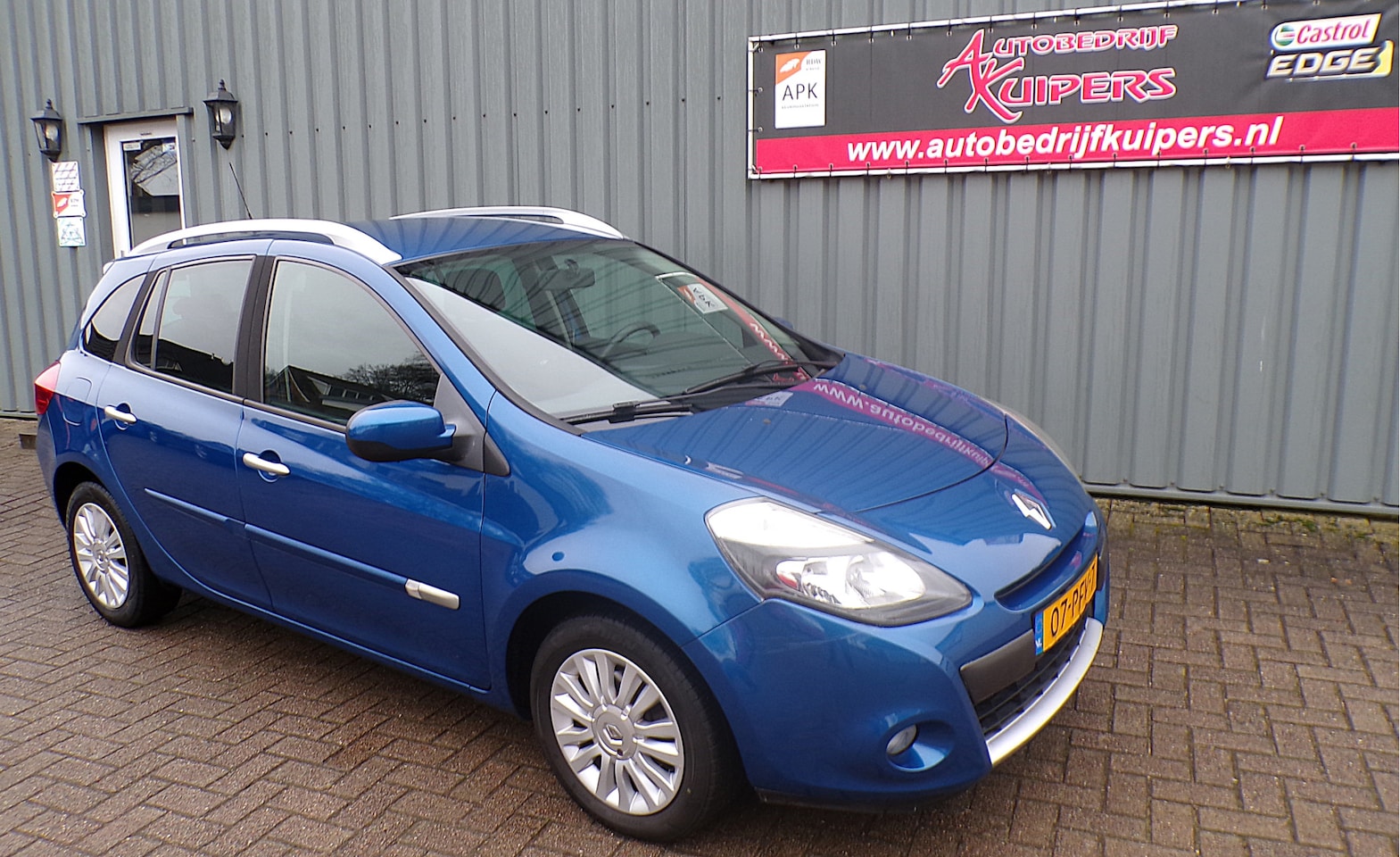 Renault Clio Estate - 1.2-16V Collection Airco.Cruise.Lm.velgen.Trekhaak - AutoWereld.nl