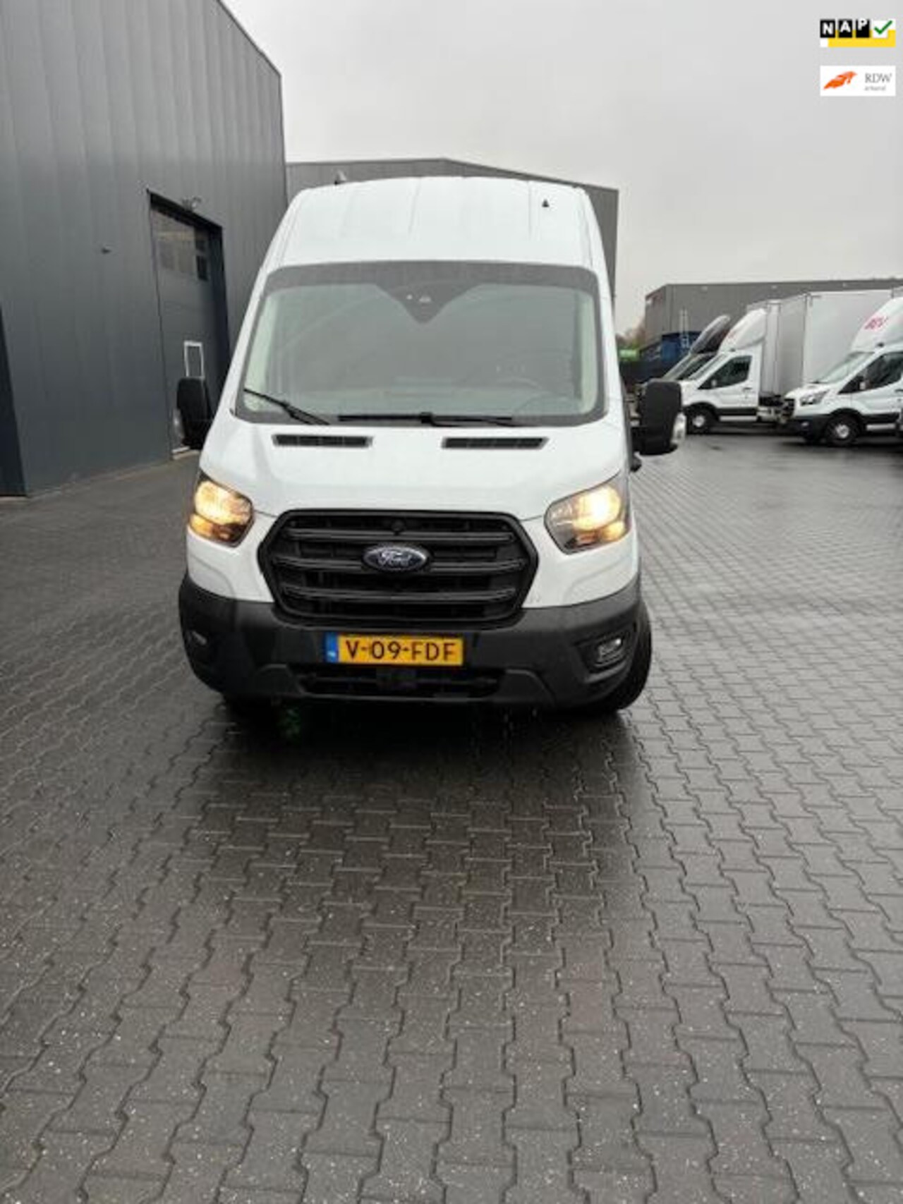 Ford Transit - 350 2.0 TDCI L4H3 Trend RWD 350 2.0 TDCI L4H3 Trend RWD - AutoWereld.nl