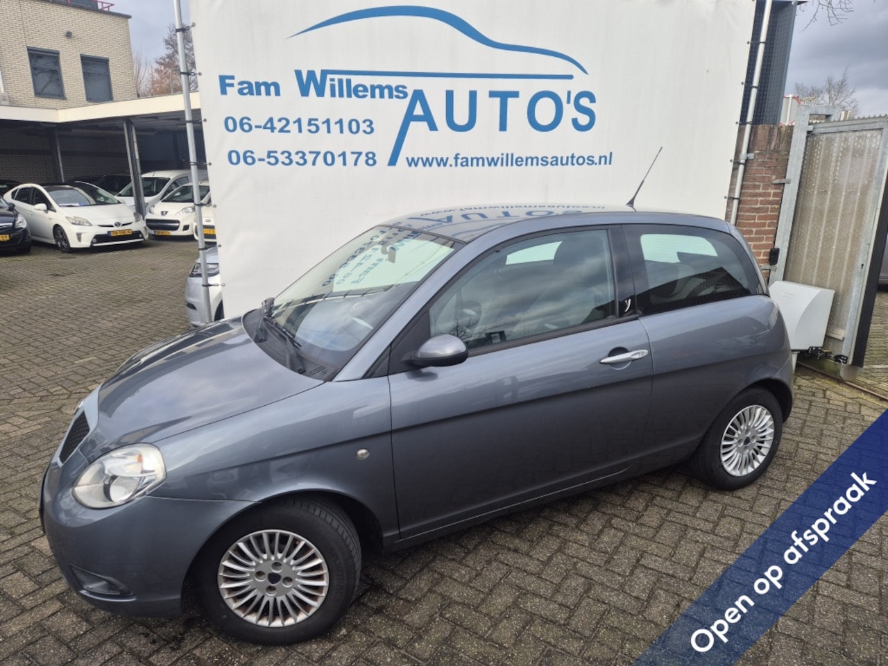 Lancia Y(psilon) - Ypsilon 1.2 Argento Airco Nap - AutoWereld.nl