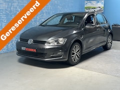 Volkswagen Golf - 1.4 TSI Business AIRCO CRUISE NAVI TREKHAAK