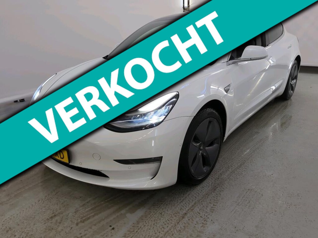 Tesla Model 3 - Long Range RWD Long Range AWD 75 kWh Trekhaak 19 inch Autopilot - AutoWereld.nl