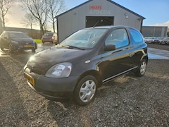 Toyota Yaris - 1.0-16V VVT-i Terra