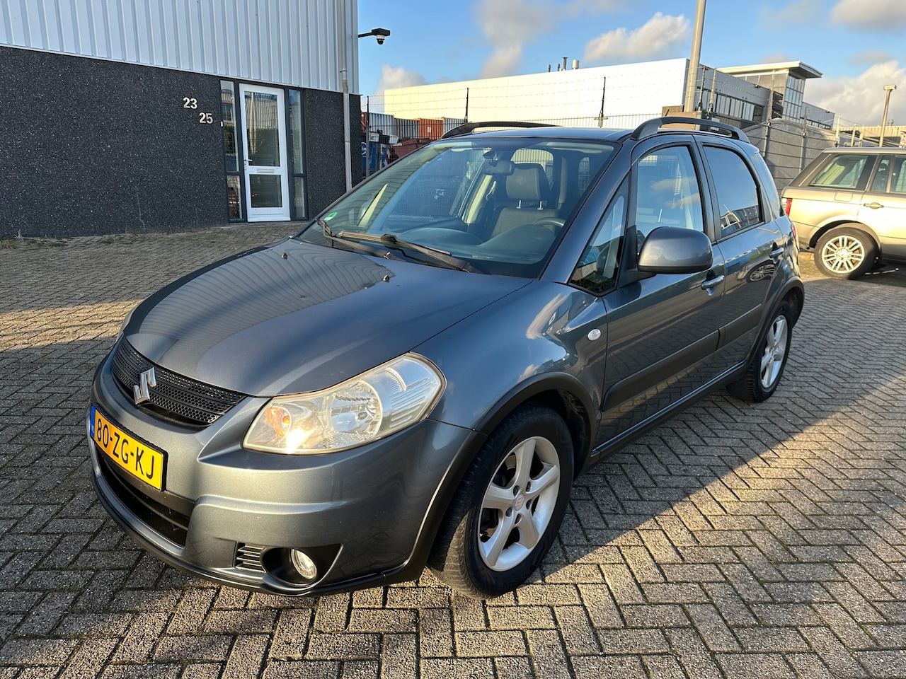 Suzuki SX4 - 1.6 Shogun Grijs Hoge Instap 2008 129dkm - AutoWereld.nl