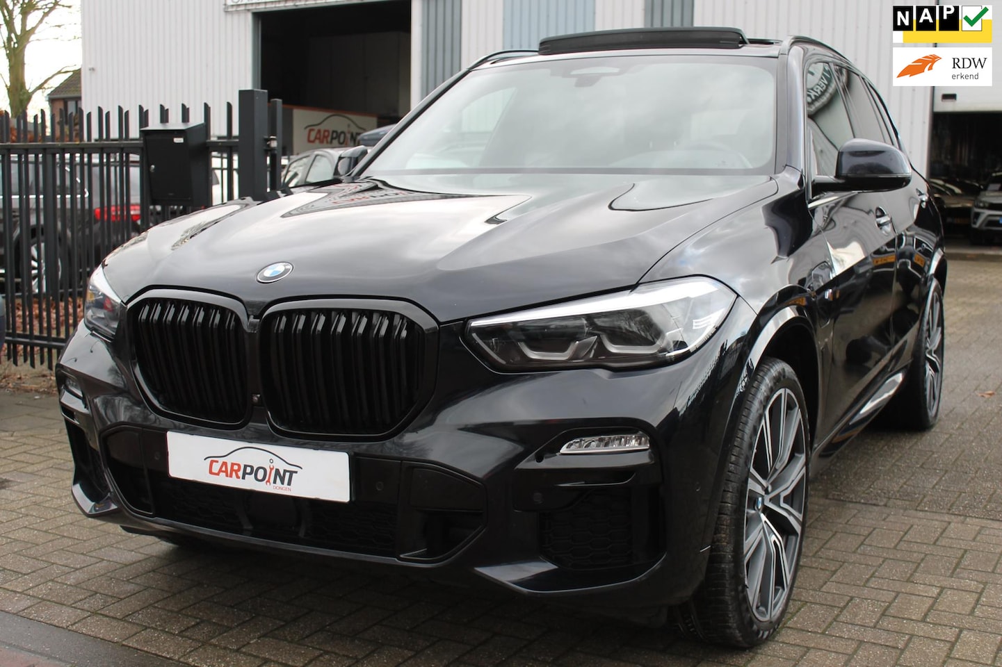 BMW X5 - XDrive45e High Exe Pano Drive Ass. Competition 22" - AutoWereld.nl