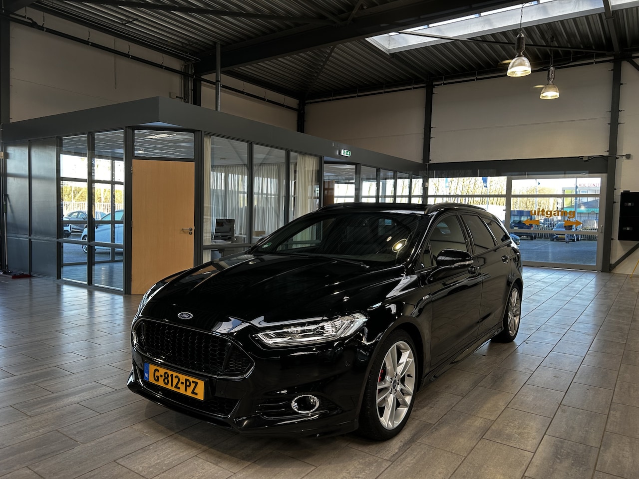 Ford Mondeo Wagon - 1.5 EcoBoost 165 pk ST-Line | Trekhaak | Winter Pack | Pano | LED | Camera | El. verst. st - AutoWereld.nl