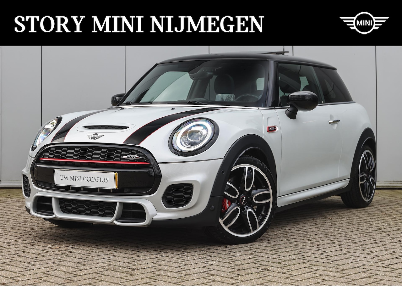 MINI John Cooper Works - Hatchback Chili Automaat / Panoramadak / Adaptief onderstel / Achteruitrijcamera / Stoelve - AutoWereld.nl