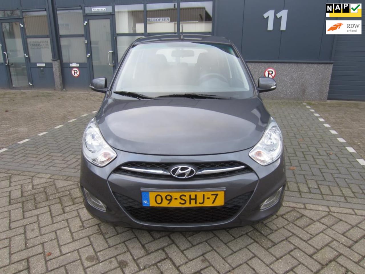 Hyundai i10 - 1.2 i-Motion Cool 2011 Airco 143.000KM NAP/APK. - AutoWereld.nl