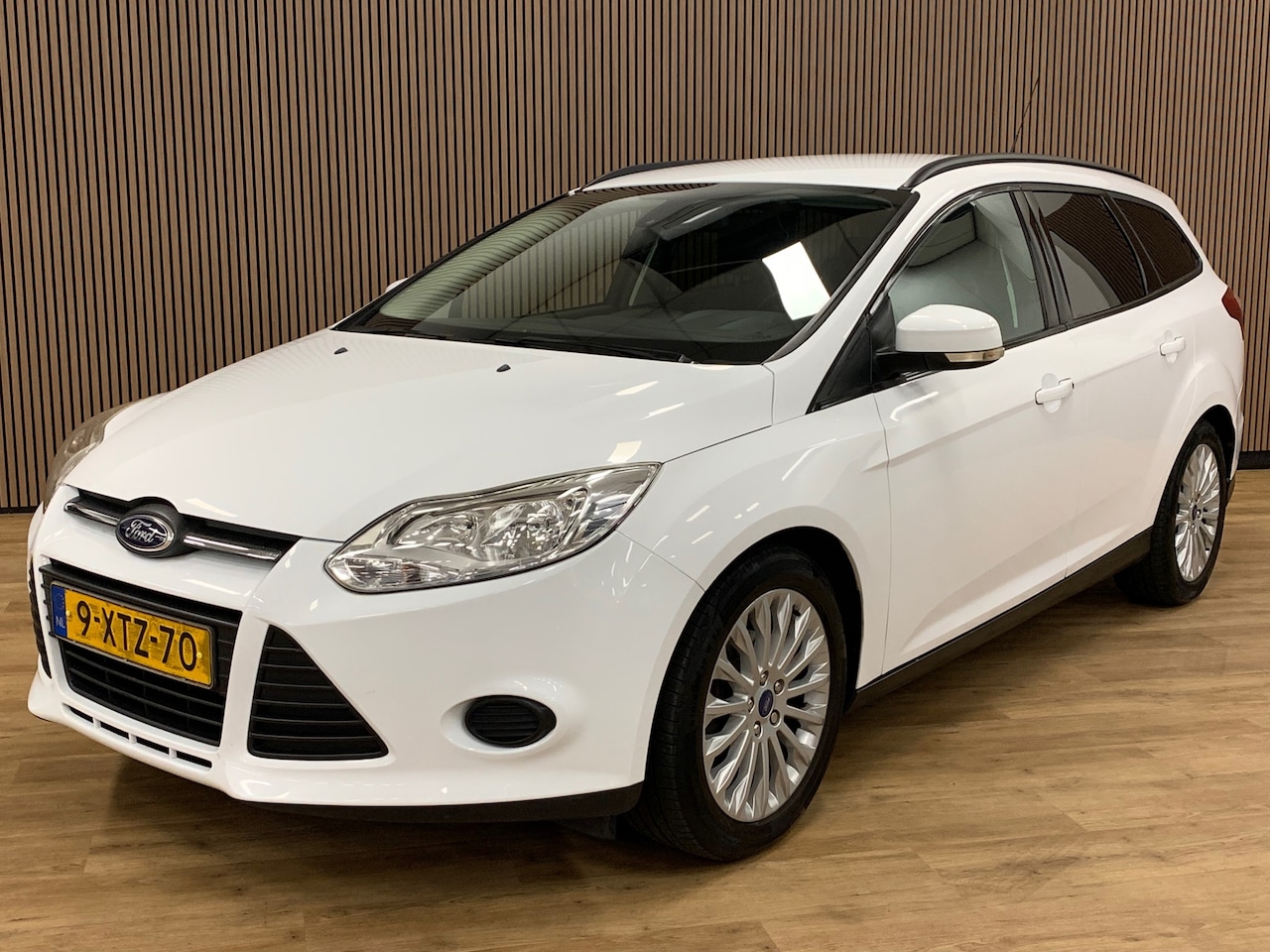 Ford Focus Wagon - 1.0 EcoBoost Edition|82000KM|Navigatie|Airco| - AutoWereld.nl