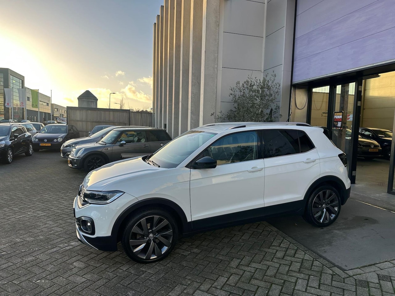 Volkswagen T-Cross - 1.0 TSI Style LED! VIRTUEEL! BEATS! CARPLAY! INRUIL MOGELIJK! - AutoWereld.nl