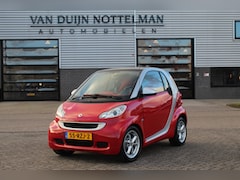 Smart Fortwo coupé - 1.0 mhd Passion / Navigatie / Stoelverwarming / N.A.P