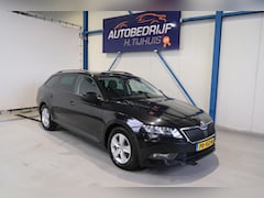 Skoda Superb Combi - 1.6 TDI Active Business - N.A.P. Airco, Cruise, Navi, PDC, Trekhaak