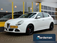 Alfa Romeo Giulietta - 1.4 T Distinctive Leder Sportuitlaat