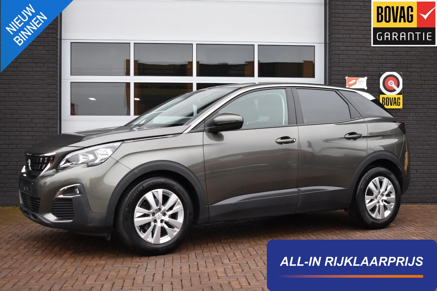 Peugeot 3008 - 1.2 PureTech 130PK Aut. Active | Carplay | PDC | Stoelverwa. | Incl. Garantie - AutoWereld.nl