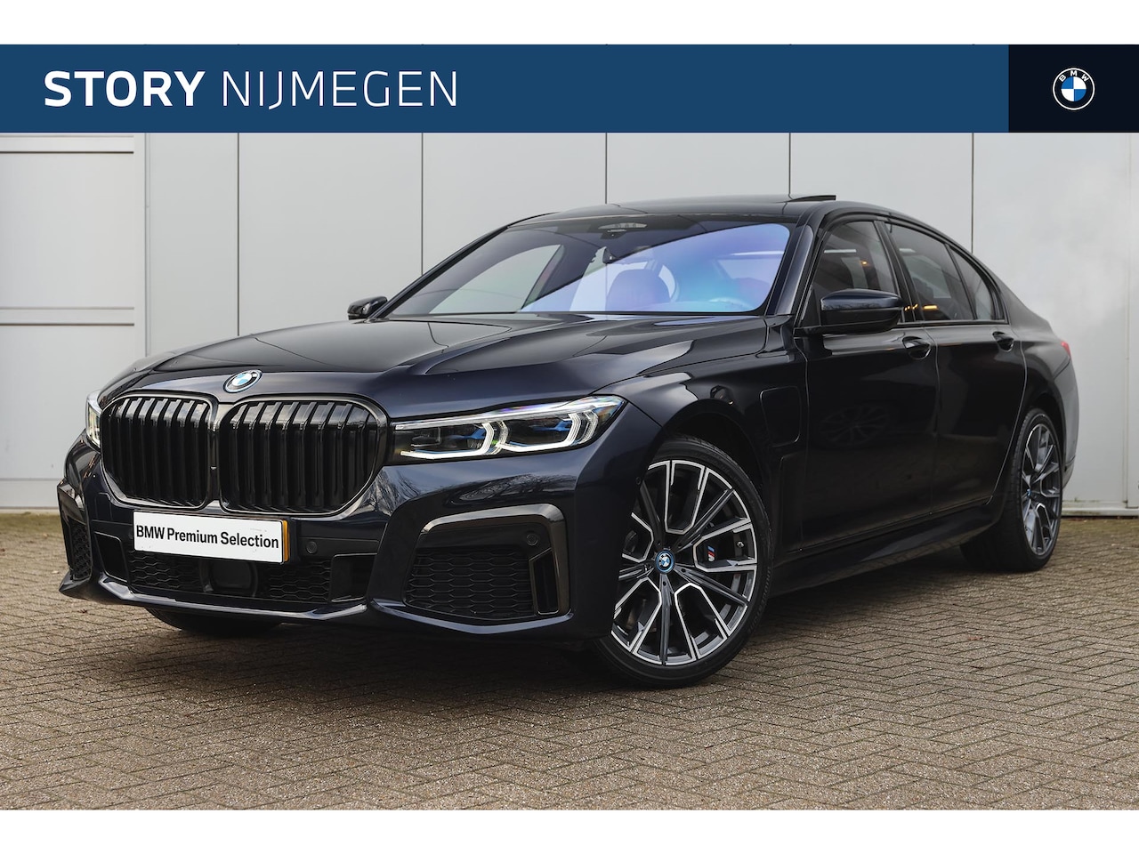 BMW 7-serie - 745e High Executive M Sport Automaat / Schuif-kanteldak / Massagefunctie / Laserlight / So - AutoWereld.nl