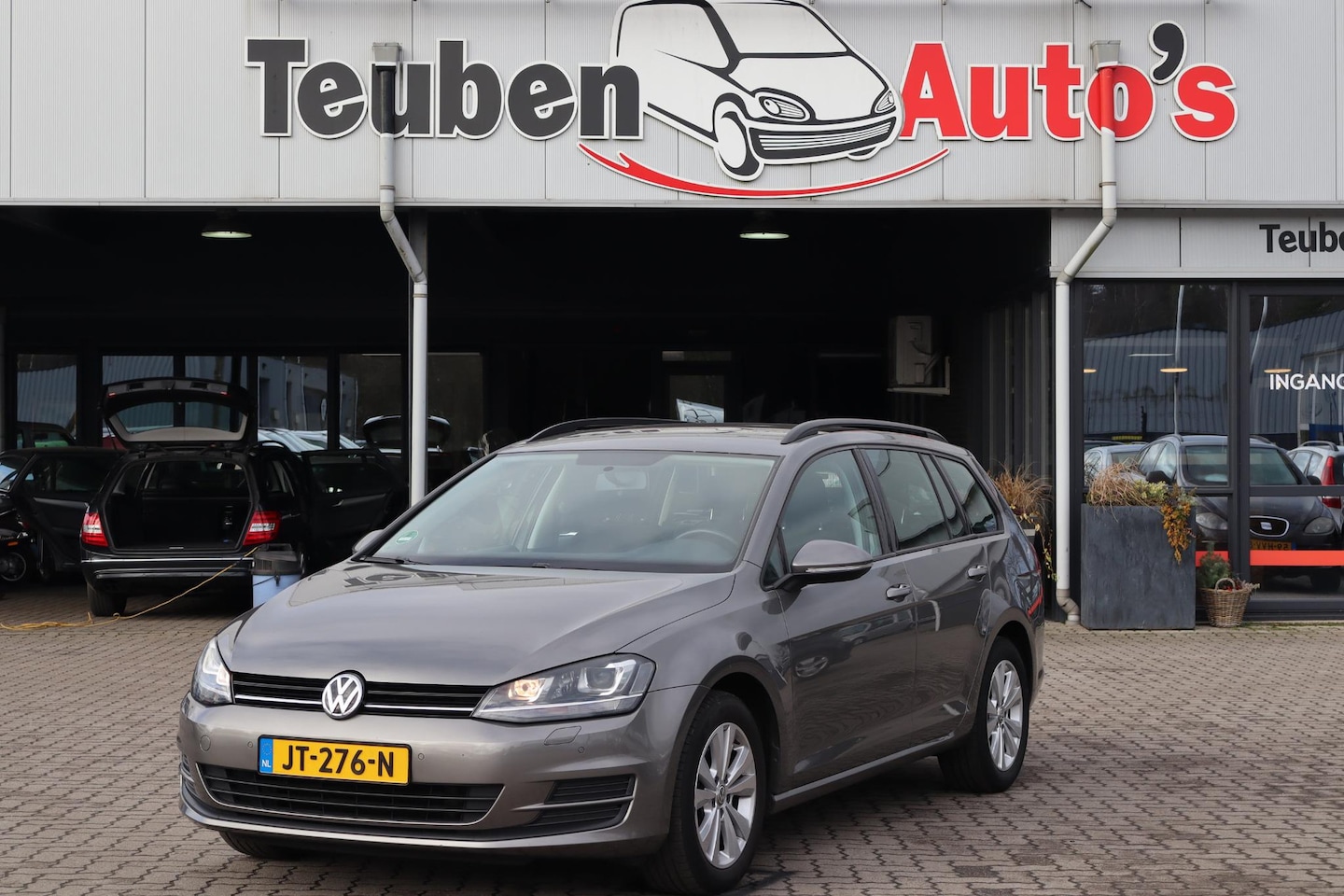 Volkswagen Golf Variant - 1.6 TDI Comfortline Navigatie, Airco, Trekhaak, Cruise control, Elektrische ramen - AutoWereld.nl