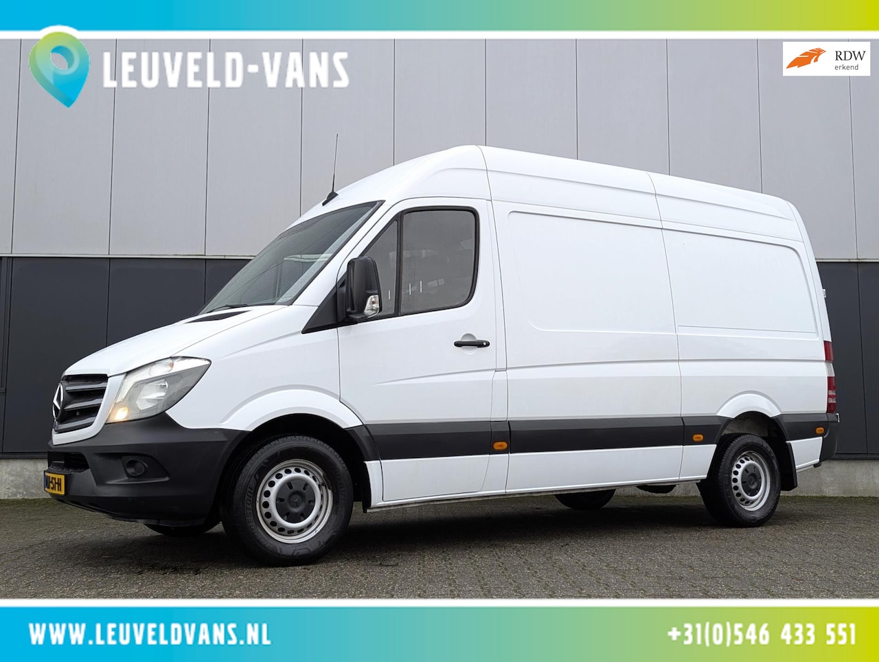 Mercedes-Benz Sprinter - 319 3.0 V6 190PK AUTOMAAT CRUISE CLIMA NAVIGATIE TREKHAAK CAMERA - AutoWereld.nl