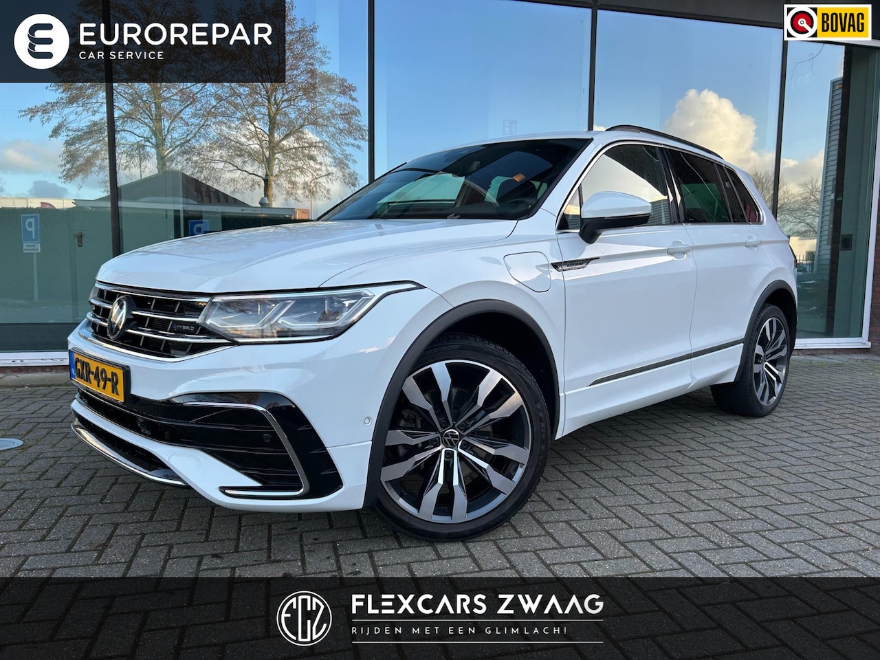 Volkswagen Tiguan - 1.4 TSI eHybrid R-Line Business+ - Automaat - Navi - Camera - Climate - AutoWereld.nl