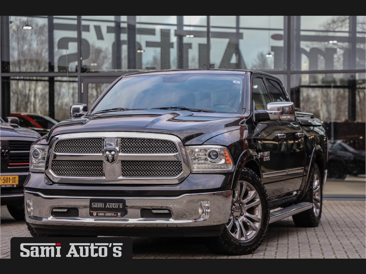 Dodge Ram 1500 - LIMITED 5.7 V8 | LUCHTVERING | CAMERA | 4X4 | 3500KG | LPG | LEDER | OPEN DAK | BLUETOOTH - AutoWereld.nl