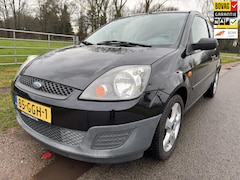 Ford Fiesta - 1.3-8V Cool & Sound met airco