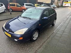 Ford Focus - 1.6-16V Collection AIRCO, ELEKT PAKKET, CENTRALE DEURVERGRENDELING, MET APK