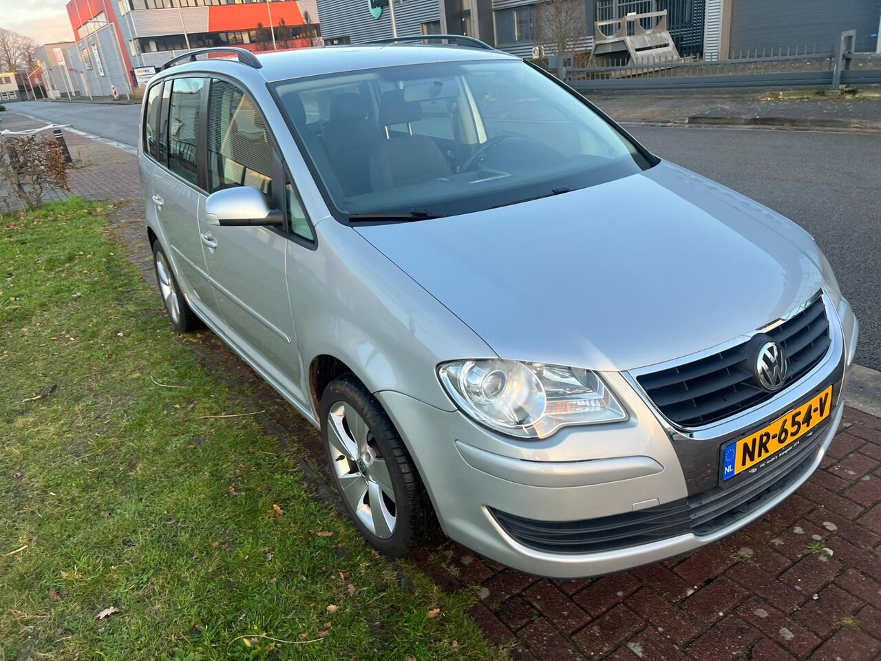 Volkswagen Touran - 1.4 TSI Trendline 1.4 TSI Trendline - AutoWereld.nl